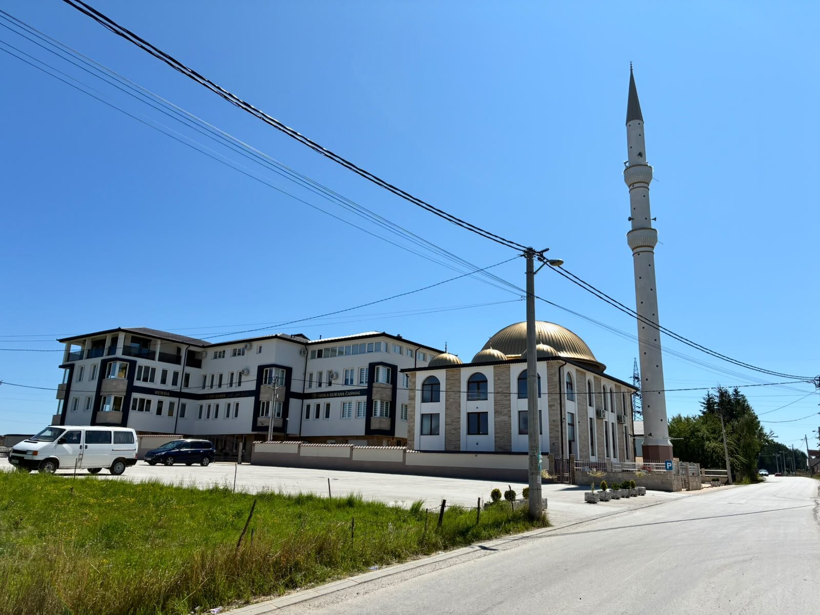 Moschee unterwegs im Kosovo